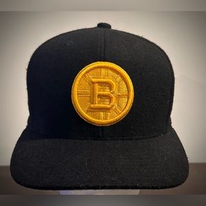 Boston Bruins Mitchel and Ness SnapBack hat